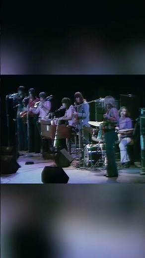 The incomparable Chicago performs live at Tanglewood in 1970 🙌🏻
