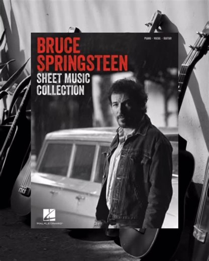 🎸 Bruce Springsteen – Sheet Music Collection Plongez dans l’univers du Boss avec cette superbe collection de partitions signée Hal Leonard ! 📖 Contenu : Une sélection incontournable des plus grands titres de Bruce Springsteen, arrangés pour piano, chant et guitare. (Re)découvrez la puissance de ses chansons mythiques, de Born to Run à Dancing in the Dark, en passant par The River ou Thunder Road. 🎶 Idéal pour : Les chanteurs qui veulent s’accompagner au piano ou à la guitare Les fans du rock 
