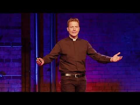 Nonverbal Communication in Leadership | Father Dr. Dr. Justinus Pech | TEDxHHL