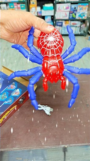 ​दीवार पर चलने वाली Spider? 😱 Anti-Gravity RC Toy #Shorts #RCSpider #Viral