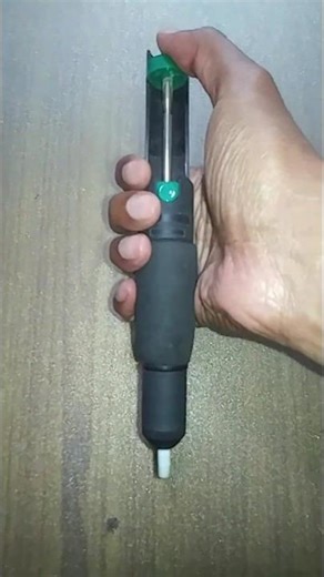 Faulty Suker Vs Proper One #desolderingtool #solderingequipment #desoldering