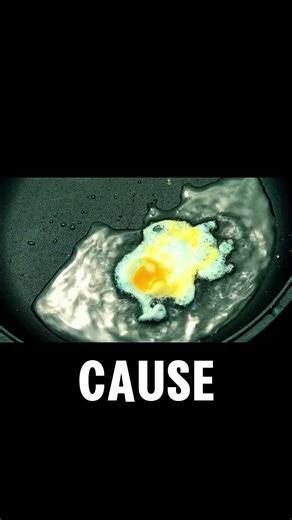 NEVER Put This In The Microwave! 🥚💥 #KitchenSafety