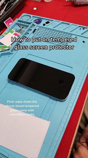 How to Put on a Screen Protector: Step-by-Step Guide