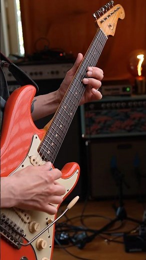 1962 Fender Strat Through a 100-Watt Amp 🎸