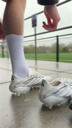 This Copa colourway might be an all-timer 🥶 Such a class look 😮‍💨