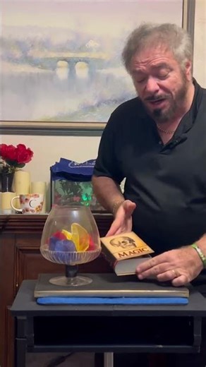 The Magic Book That Opens Itself!