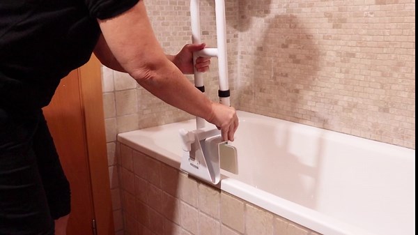 PEPE Mobility Adjustable Bathtub Safety Rail, Shower Grab Bar Handle for Seniors, Elderly and Disabled, Fits 2 to 5.5 Inch Tub Walls, Bathroom Safety Bars with Non-Slip Grip