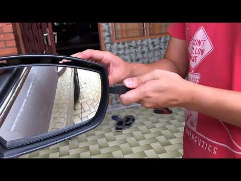 Ford Kuga LED side mirror signal light indicator installation.