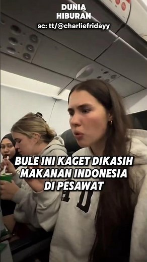 This foreigner was surprised to be given Indonesian food on the plane #foreigner #foreignerreacti...