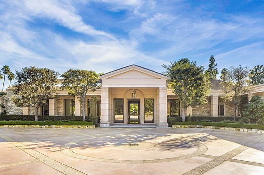 See Inside Johnny Carson’s Former Bel-Air House