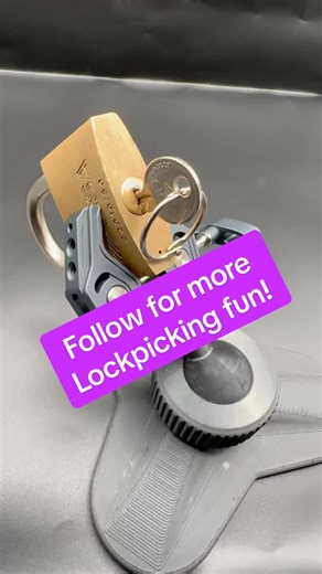 Cisa padlock VS Covert Instruments Apex #lock #howto #covertinstruments #locksport #lockpicking