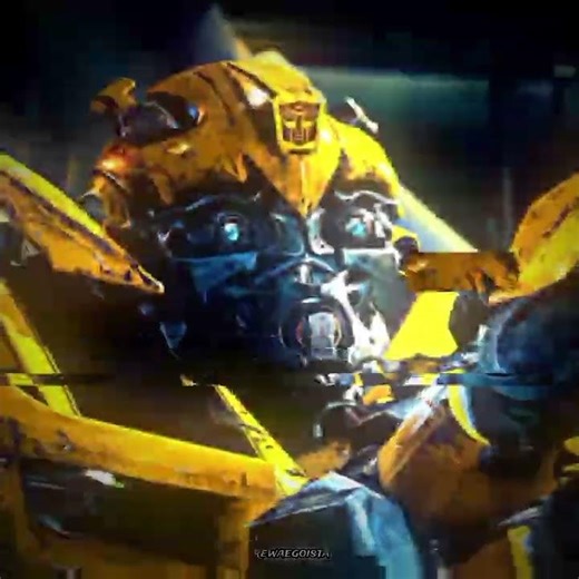 GOAT of the Autobots or what? Drop a ⚡️ if you’re Team Bee! #Bumblebee #Transformer#USA