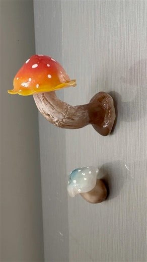 Making fridge magnet from air dry clay #airdryclay #clayart #fridgemagnets #diyclay