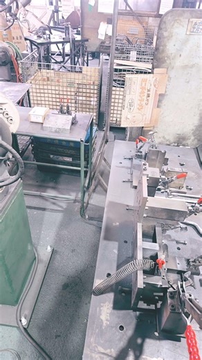 治具紹介 縦置き 治具セット ２治具 組立順 製品保管状態 医療器具や建設機器、各種パイプ加工の石川工業 群馬県 太田市 1本から対応可能な会社です。＃ステンレス＃手摺＃パイプ曲げ＃千葉県＃鴨川市