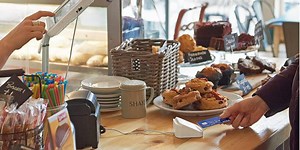 Square brings its Apple Pay-compatible card readers to small businesses in the UK - 9to5Mac