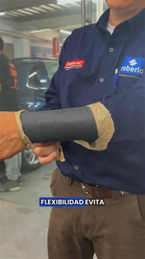 La Masilla Multiplast de Roberlo te da la flexibilidad que necesitas para reparar plásticos y lograr superficies listas para pintar en menos tiempo. 🚗✨ 📍Pinturas Top Color Atizapán 📍Pinturas Top Color Cuautitlán 📍Pinturas Top Color Sur CDMX #TopColor #TopColorOnline #Roberlo #Multiplast #MasillaAutomotriz #ReparaciónDePlásticos | Pinturas Top Color