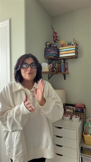 Decluttering My Old Eyeshadow Palettes