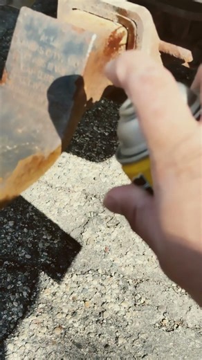 Can PB Blaster help loosen up a 11 year old ball hitch