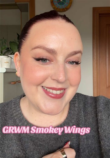 Makeup Tutorial: Smokey Winged Liner and Glam Look