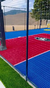 FR FR @e40Sluricane is back, better, and bolder. New SKU’s New packaging Tokyo tea , lemon drop , margarita, purple perk , sweet tea, blue Lagoon, yellow bird , hurricane also Earl ( E-40 ) Stevens @earlstevensselections new wine Brand @on1wine infusion 16�v mixed-berry, peach ,pineapple, mango, strawberry @totalwine @bevboxca @mandmliquors @leesdiscountliquor etc. request at your local store. Or order online link in bio.👆 #Sluricane #E40Drinks #PremixedCocktails #Hurricane #YellowBird #BlueLag