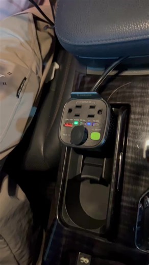 ✅ Business: Use laptops and tablets in the car ✅ Outdoor travel: Power small appliances (such as drones and cameras) ✅ Camping: Supports low-power devices such as electric cookers and small refrigerators ✅ Emergency backup: Temporarily charge mobile phones and emergency lights #Self-driving equip #Electrical safety