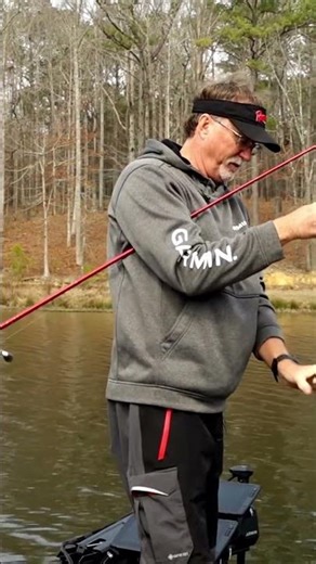 LIPLESS CRANKBAIT CATCH #BassProShops #RangerBoats #FishGarmin #SPRO