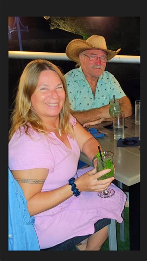 6.6K views · 270 reactions |  Deutsch: Ein lustiger Abend, leckeren Drinks und ganz viel Spaß – so fühlt sich Urlaub an! 壟  English: A fun night, good drinks, and lots of laughter – that’s what vacation feels like! 壟 | Die Reimanns | Facebook