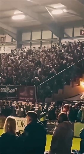 All hail the Galway United ultras, giving Boca Juniors a run for their money. Fantastic. ⚽ ☘️ h/t CameronGaillimh | Éire Guide