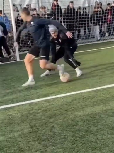 Master Daily Football Skills with Easy Tutorials