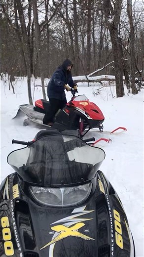 Polaris IQR x Yamaha 700 & Polaris XC X Edge 600 in the trails #snowmobile #polaris #yamaha #snow