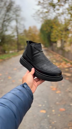 40K views · 3.9K reactions |  Prada Chelsea Boot… الحذاء اللي يرفع...