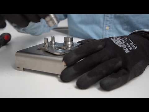 Simple Mechanism: Fitting Retention Clips