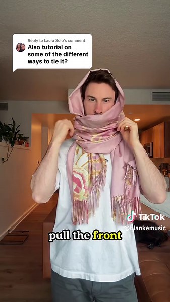 Replying to @Laura Solo few ideas on how to tie em. Im no expert, there are so many variations to these as a baseline so hopefully this helps a lil :) #pashmina #ravescarf #howtowearpashimna #edm #festival #festivaloutfit #raveoutfit