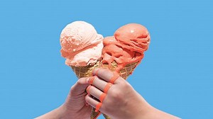 Summer love: 4 tips for singles and couples to ignite or re-ignite the flames this season