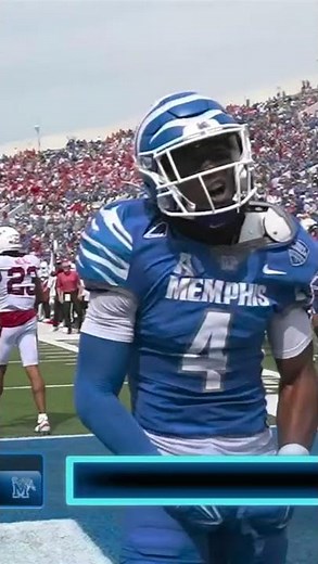 Cortez Braham with a spectacular catch for a 38-yard Gain vs. Arkansas