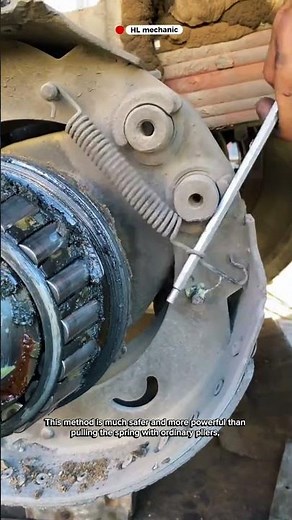 how to pry to remove the brake spring #remove #mechanical #technique #leverage