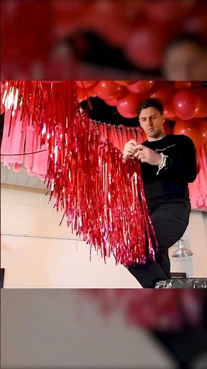 This Ceiling Transformation Is Stunning! #balloon #diy