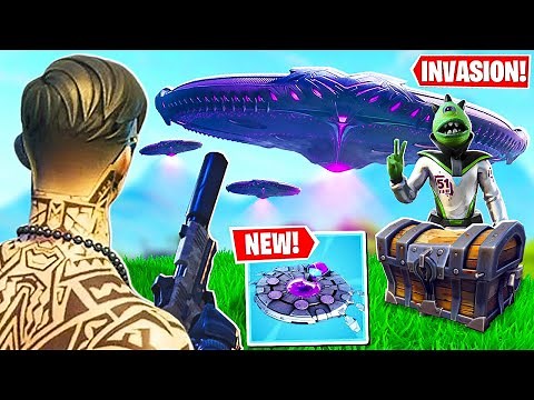ALIEN SHIP BATTLE IN FORTNITE SEASON 7 | FamousTubeGaming