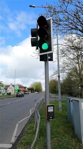 Swanley: London Road B2173, TSEU 3G Traffic Lights Pelican Crossing