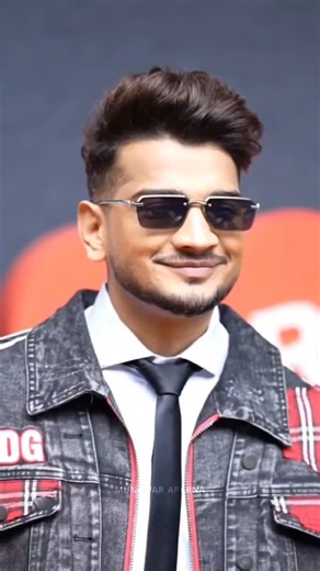 Dr. Aparna on Instagram: "ELEVATED!! . . .. . #munawarfaruqui #mkjw #munawarkijanta❤ #munawarkijanta #munawarfaruquishayari #viralreels #viralreels #viralreels #standup #dhandho #comedy #song #humanity #humble #kind #downtoearth #kindness #pureheart #entertainment #handsome #look #cool Key words: Munawar Faruqui, Pati patni aur panga [ Munawar Faruqui , Sonali Bendre, Pati patni Aur panga , Colors, Jiohotstar]"