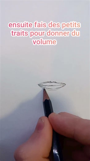 Comment dessiner une bouche fermée facilement #drawing #dessin #tutorial