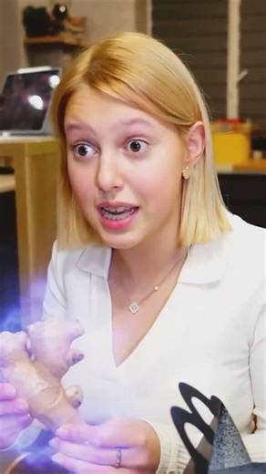 Hogyan segítettek Amelka és a barátja Flashnek