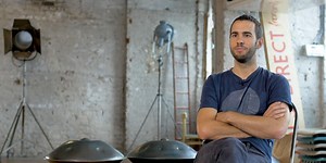 How to play the handpan with Manu Delago.