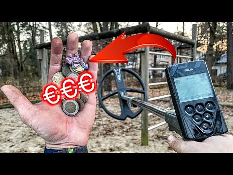 Playground treasure hunt with the metal detector (earn money while metal detecting!!)