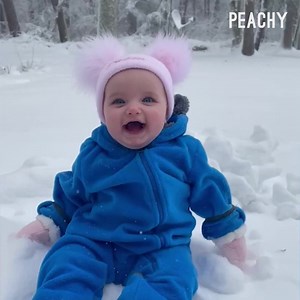 These are the cutest baby clips of the month! | Peachy