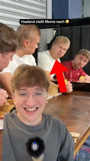 Haaland and MrBeast recreate meme 😂 | #Soccer #Haaland #MrBeast #Shorts