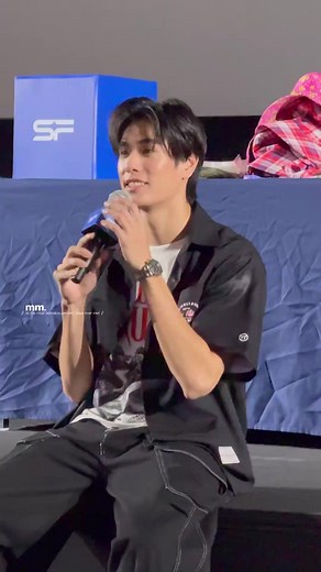 54K views · 3.5K reactions | GEE GEE GEE BABY BABY ~~~ Phuwin sao mà cưng quá chừng dị ta, ẻm vừa hát vừa nhảy làm cái gì cũng đáng iuu hết 羅 #SFxวิมานหนาม ----------- Cre: mnoanotheracc ❥ Hãy đồng hành cùng Saudade với project Grad to Grand để support cho lễ tốt nghiệp của Phuwin nha (link project được ghim ở trên đầu blog và bên dưới cmt) | Saudade - Chờ Ngày PondPhuwin Biết Rén | Facebook