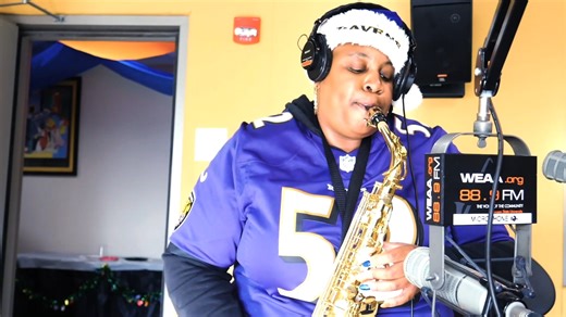 Angela Hayward, a Morgan State University alum, showcases her saxophone skills with a performance of "My Funny Valentine" on Master Class with Robert Shahid. Wishing everyone a joyful holiday season! 🎵🌟 #TalentedMusicians #MorganState #FestiveSeason | WEAA - 88.9 FM: The Voice of the Community