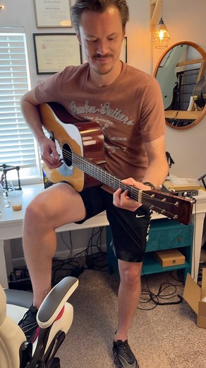 Gorgeous 1941 Martin D – 18. Belongs to Forrest O’Connor. He played the guitar on my latest record and he’s become a really good friend too. Check out his channel on YouTube, Forrest’s guitars for the instruments that he does have for sale #vintage #martinguitar @forrest.oconnor #bluegrass | Jeff Dayton