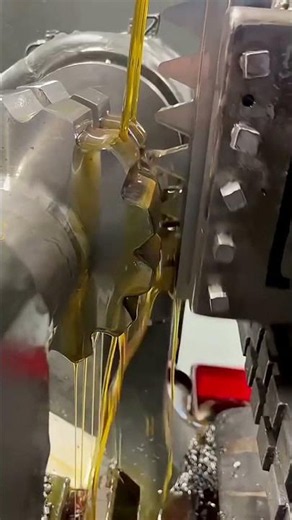 The Mind Blowing Way Giant Steel Gears Are Carved